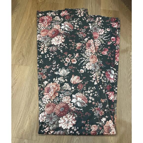 Vintage Croscill Granada Green Floral Valance (2) & (2) Window Curtail Panels - Picture 4 of 7